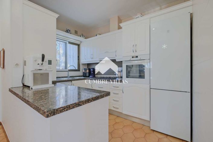 Image No.14-4 Bed Villa for sale