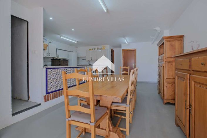 Image No.38-4 Bed Villa for sale