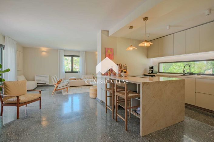 Image No.17-5 Bed Villa for sale