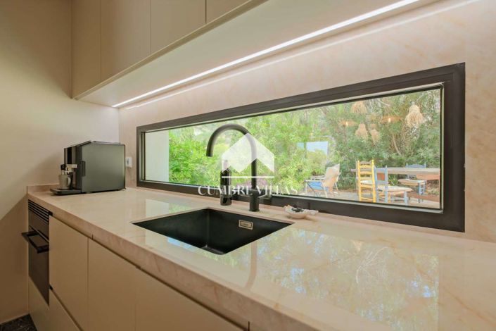 Image No.22-5 Bed Villa for sale