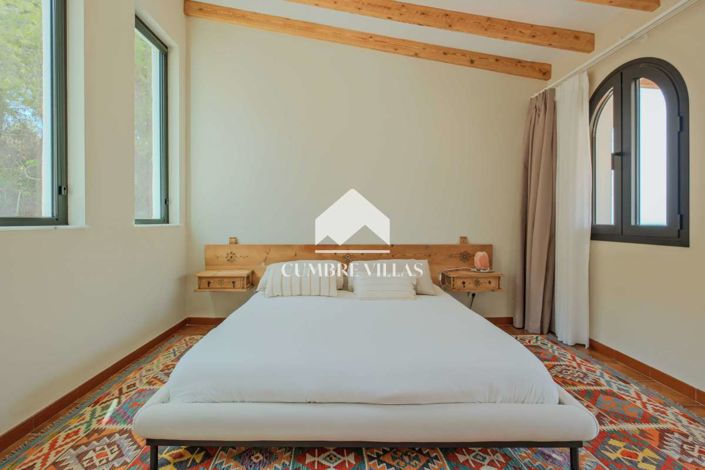 Image No.33-5 Bed Villa for sale