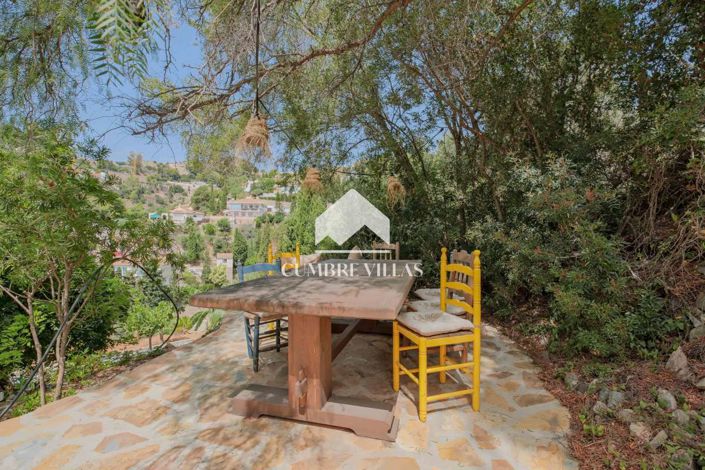 Image No.57-5 Bed Villa for sale