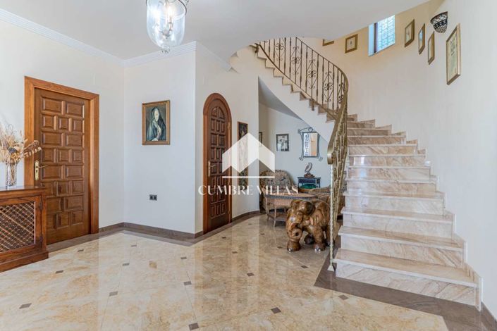 Image No.12-5 Bed Villa for sale