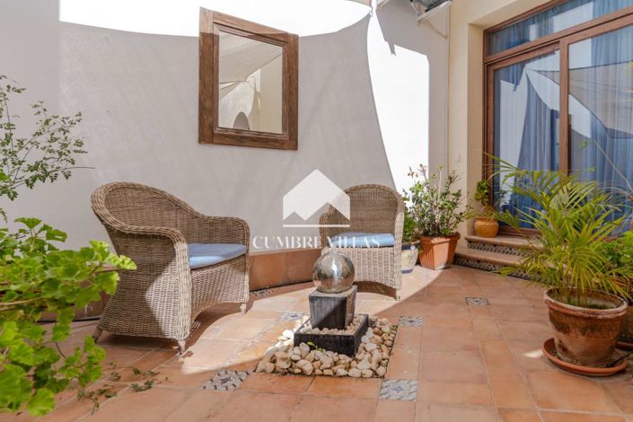 Image No.40-5 Bed Villa for sale