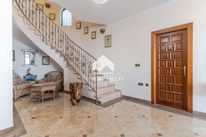 Image No.46-5 Bed Villa for sale