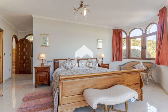 Image No.50-5 Bed Villa for sale