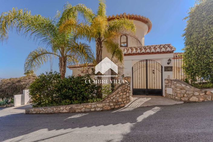 Image No.8-5 Bed Villa for sale