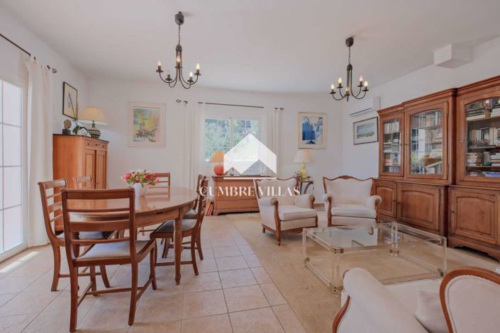 Image No.11-Villa de 5 chambres à vendre à Almuñécar