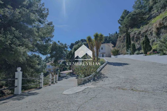 Image No.7-Villa de 5 chambres à vendre à Almuñécar