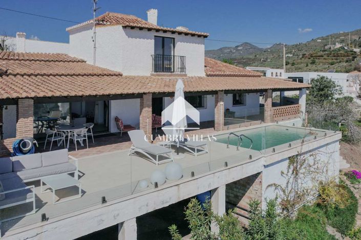 Image No.2-3 Bed Country House for sale