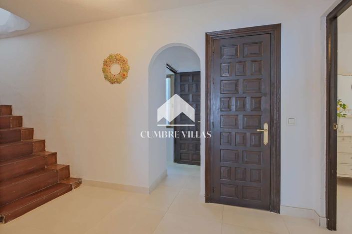 Image No.27-3 Bed Country House for sale