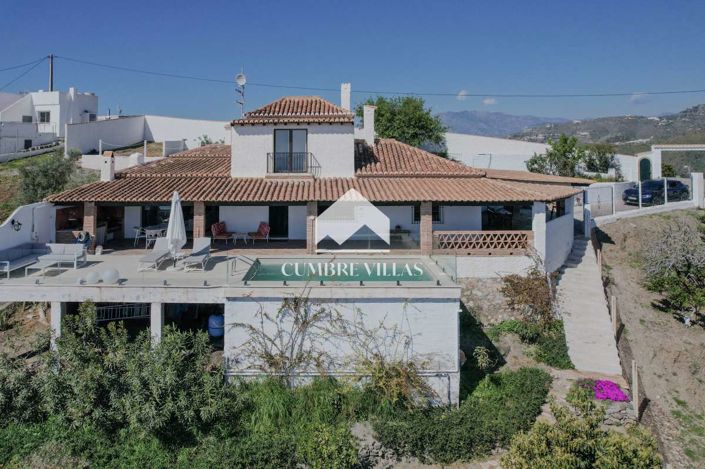 Image No.50-3 Bed Country House for sale