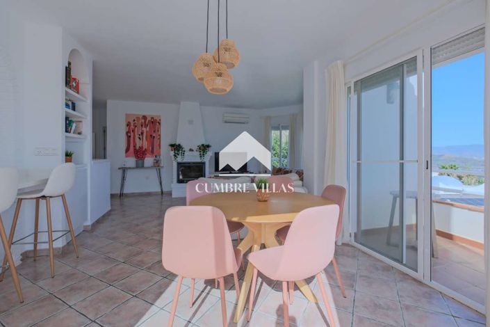 Image No.19-4 Bed Villa for sale