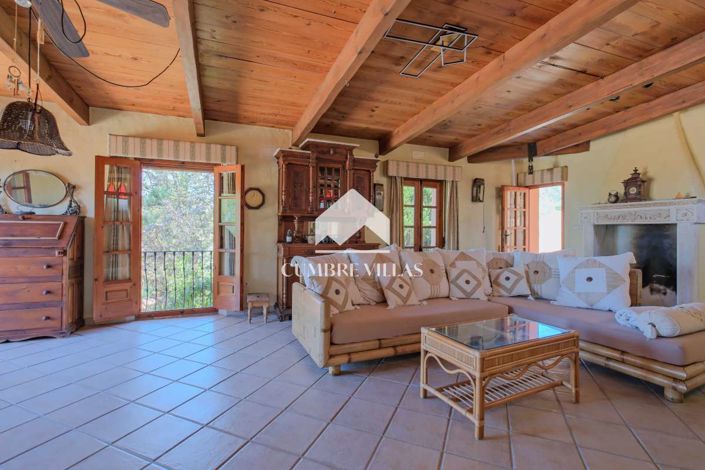 Image No.18-6 Bed Country House for sale