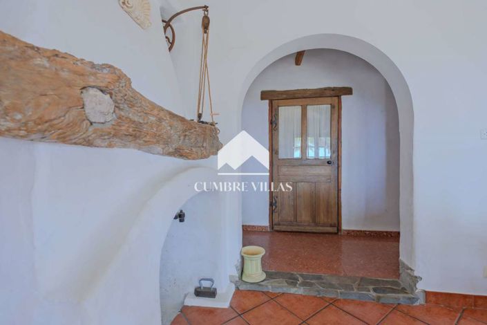Image No.27-6 Bed Country House for sale