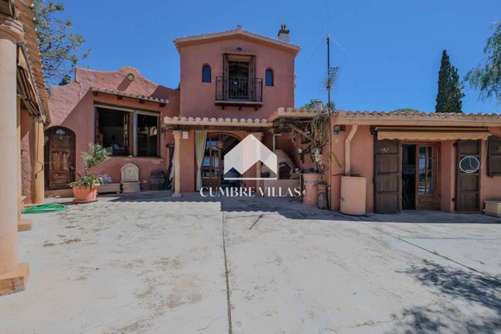 Image No.53-6 Bed Country House for sale