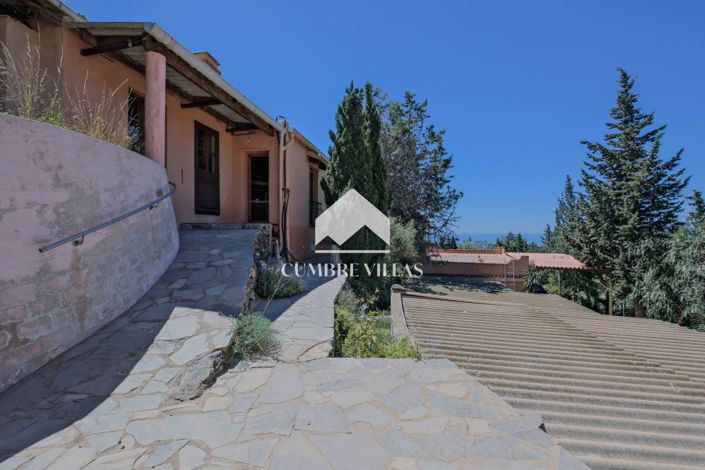 Image No.55-6 Bed Country House for sale