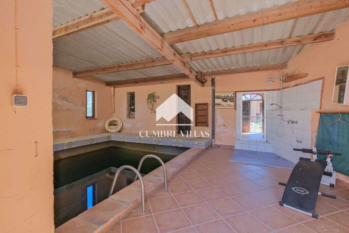 Image No.57-6 Bed Country House for sale