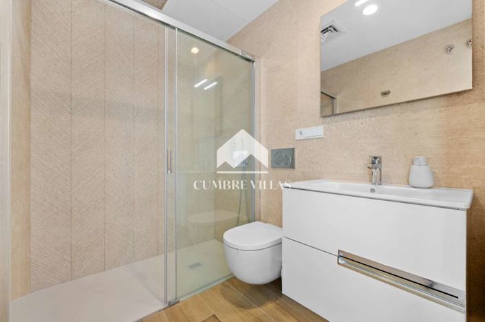 Image No.39-5 Bed Villa for sale