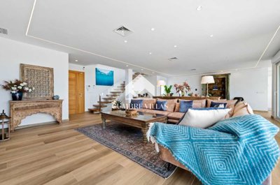 20260506135622000000real-estate-photographer-