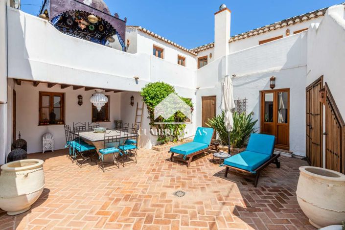 Image No.7-5 Bed Villa for sale