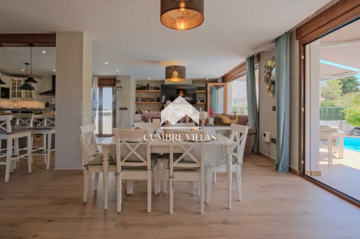 Image No.23-5 Bed Villa for sale