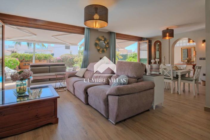 Image No.26-5 Bed Villa for sale