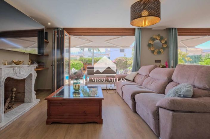Image No.27-5 Bed Villa for sale