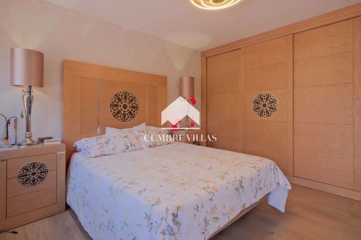 Image No.37-5 Bed Villa for sale