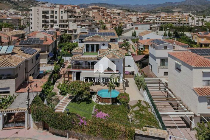 Image No.5-5 Bed Villa for sale