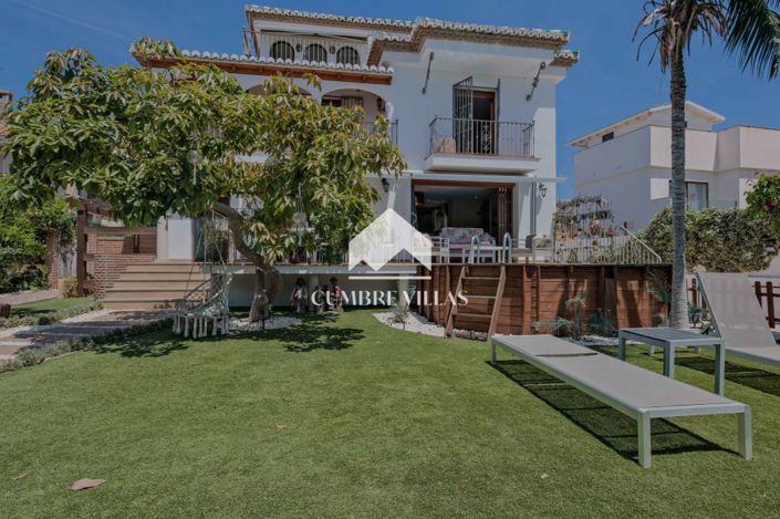 Image No.8-5 Bed Villa for sale