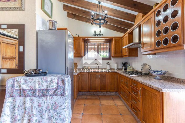 Image No.16-Country House for sale