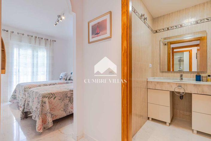 Image No.32-3 Bed Apartment for sale