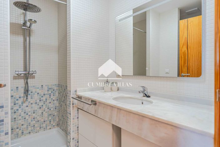 Image No.37-3 Bed Apartment for sale