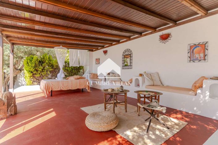 Image No.10-2 Bed Villa for sale