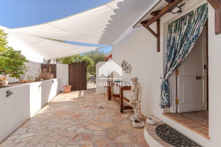 Image No.17-2 Bed Villa for sale