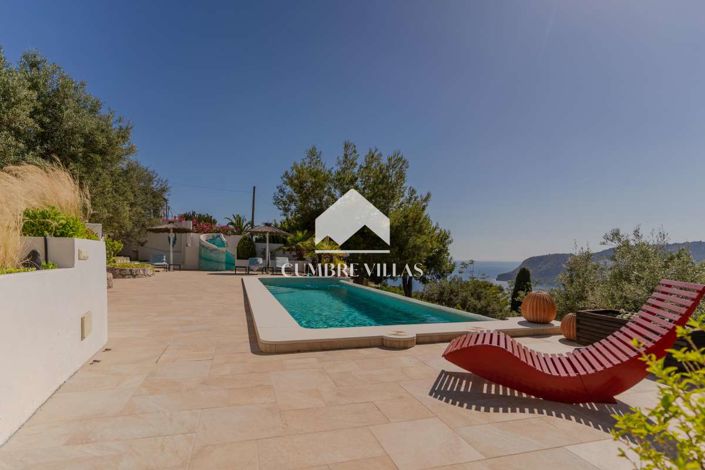 Image No.2-2 Bed Villa for sale