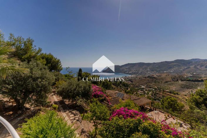 Image No.3-2 Bed Villa for sale