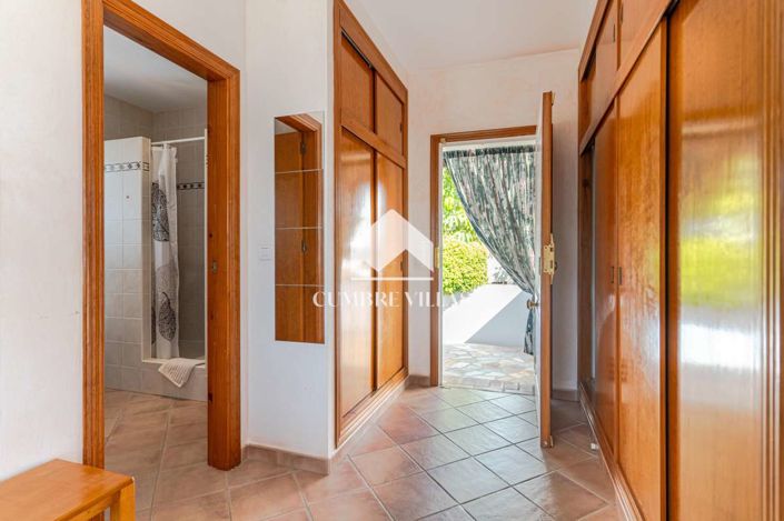 Image No.32-2 Bed Villa for sale