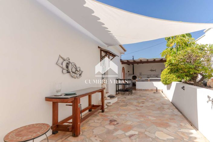 Image No.33-2 Bed Villa for sale