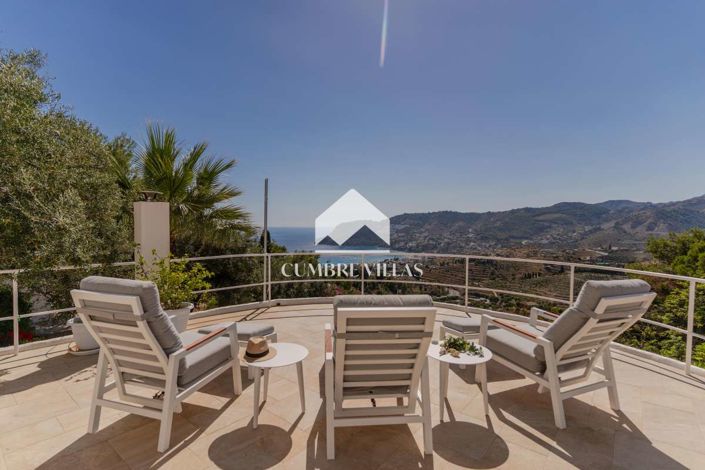 Image No.4-2 Bed Villa for sale