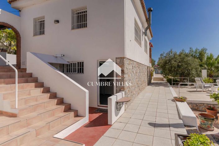 Image No.42-2 Bed Villa for sale