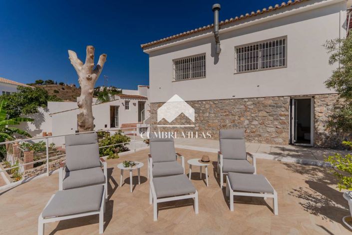 Image No.47-2 Bed Villa for sale