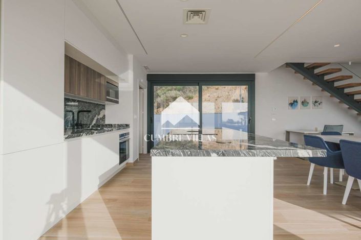 Image No.17-3 Bed Villa for sale