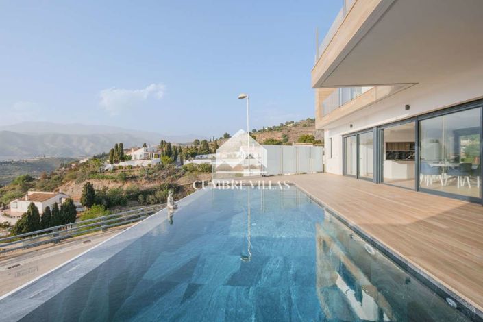 Image No.4-3 Bed Villa for sale