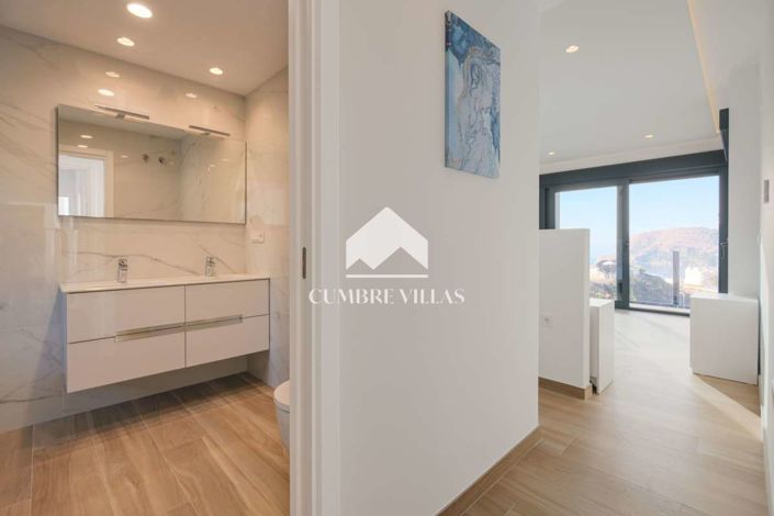 Image No.35-3 Bed Villa for sale
