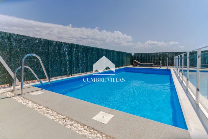 Image No.3-5 Bed Townhouse for sale
