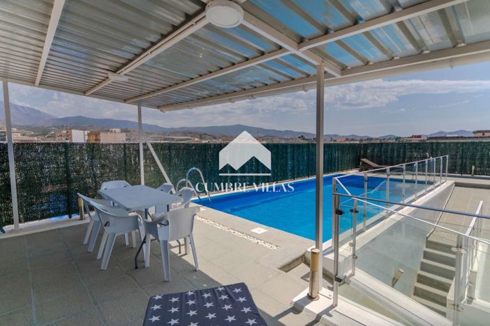 Image No.5-5 Bed Townhouse for sale