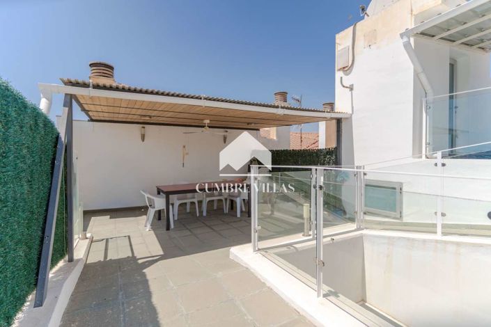 Image No.54-5 Bed Townhouse for sale