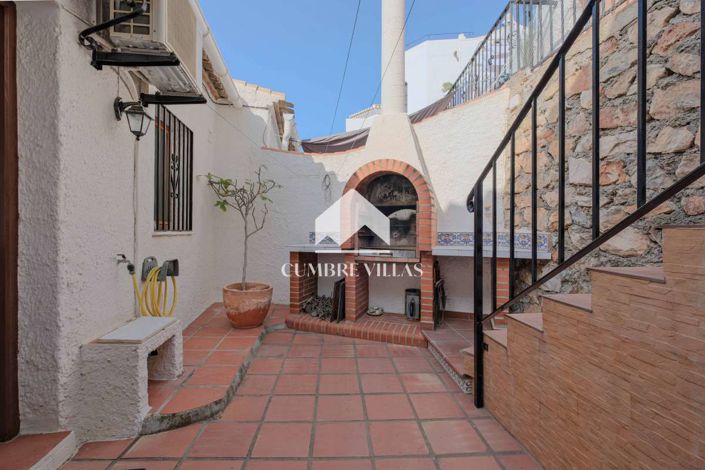 Image No.11-2 Bed Villa for sale